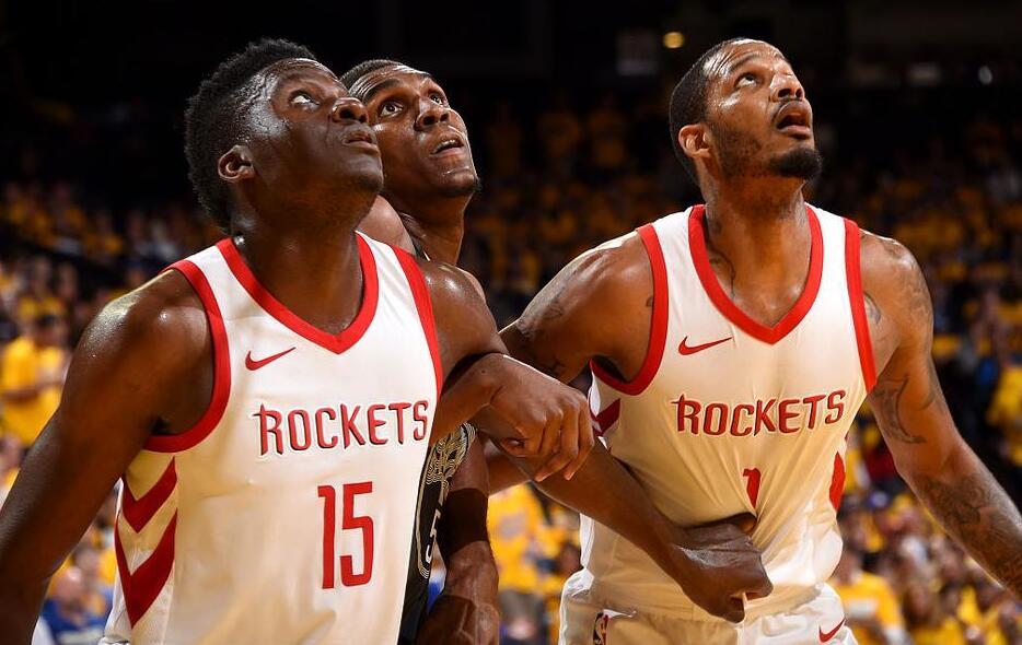 尤文图斯与利物浦有意邀请格纳布里明年夏天加盟（格纳布里获尤文、利物浦青睐 或于明夏加盟）