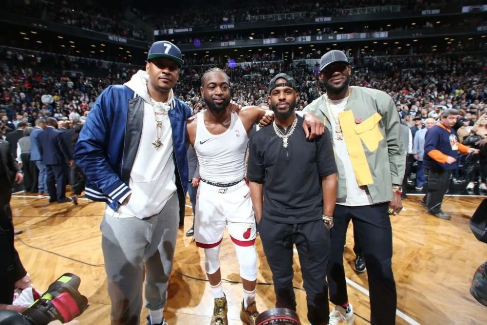 阿莱格里：赢德比是因为门将发挥的运气？门将又不能互换（阿莱格里反驳：德比赢球全凭门将运气？门将又不能互换）