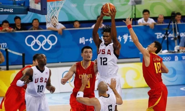 哑火，阿尔瓦雷斯近5场西甲比赛0球0助，近4场仅射门3次（状态低迷：阿尔瓦雷斯近5轮西甲0进球0助攻，近4战仅3次射门）